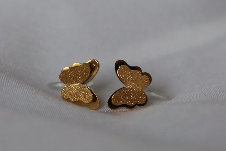 Ohrclip Schmetterling Gold